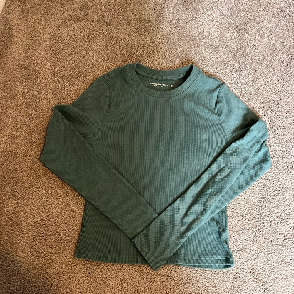 Abercrombie & Fitch Green Long Sleeve Crew Neck Tee